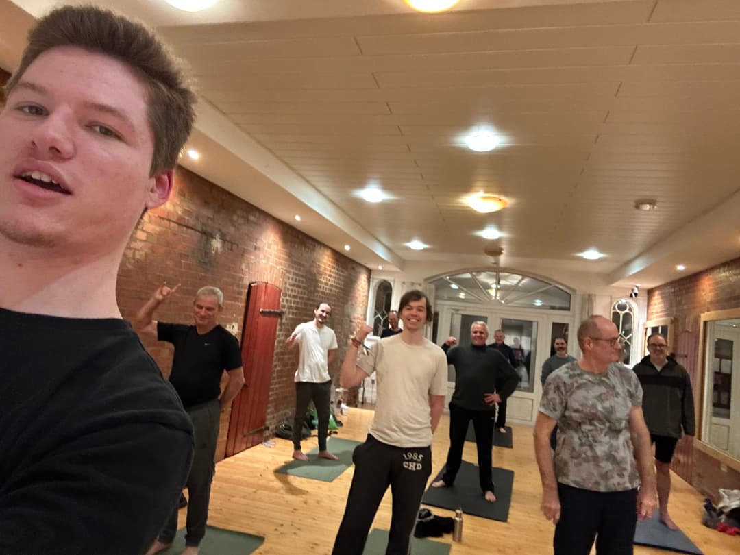 Männer Yoga Sommer Bild 2