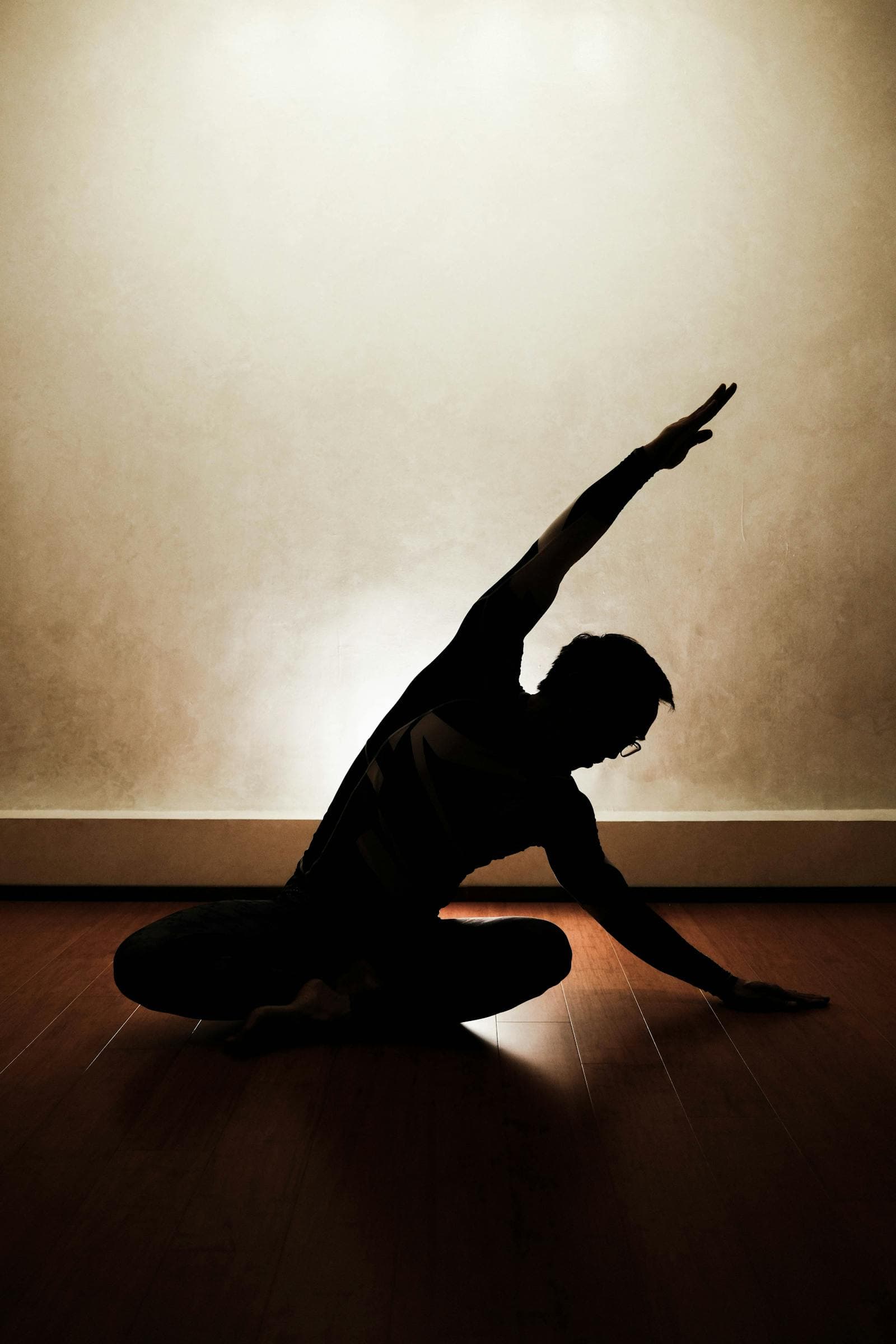 Yin Yoga am Abend: Sanfte Übungen für tiefe Entspannung und besseren Schlaf
